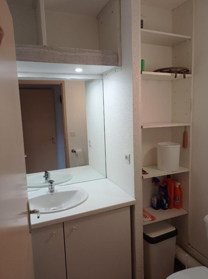 קאוטרט Agreable Appartement Avec Balcon Dans Residence Calme מראה חיצוני תמונה